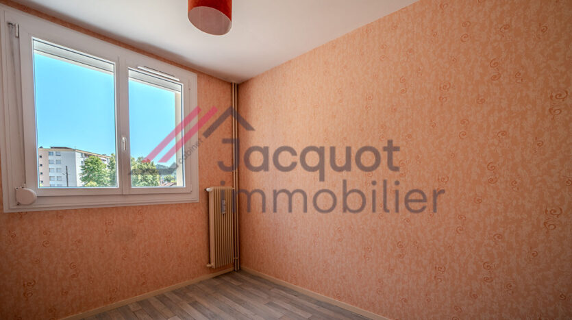 Appartements - APPARTEMENT – LONS LE SAUNIER – Réf : 4056 - Lons le Saunier